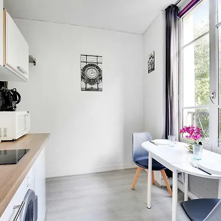 Apartment Cosy Studio In The Heart Of The Marais