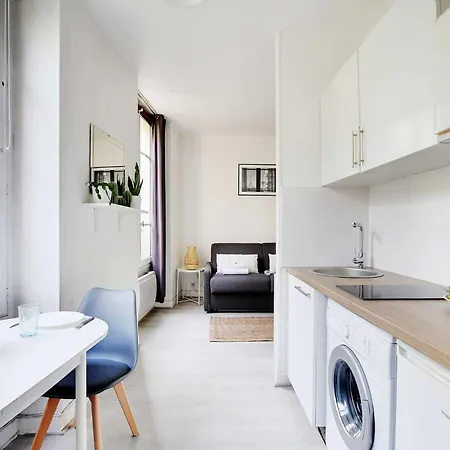 Cosy Studio In The Heart Of The Marais Paris
